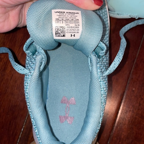 Under Armour Runners - Picture 5 of 6